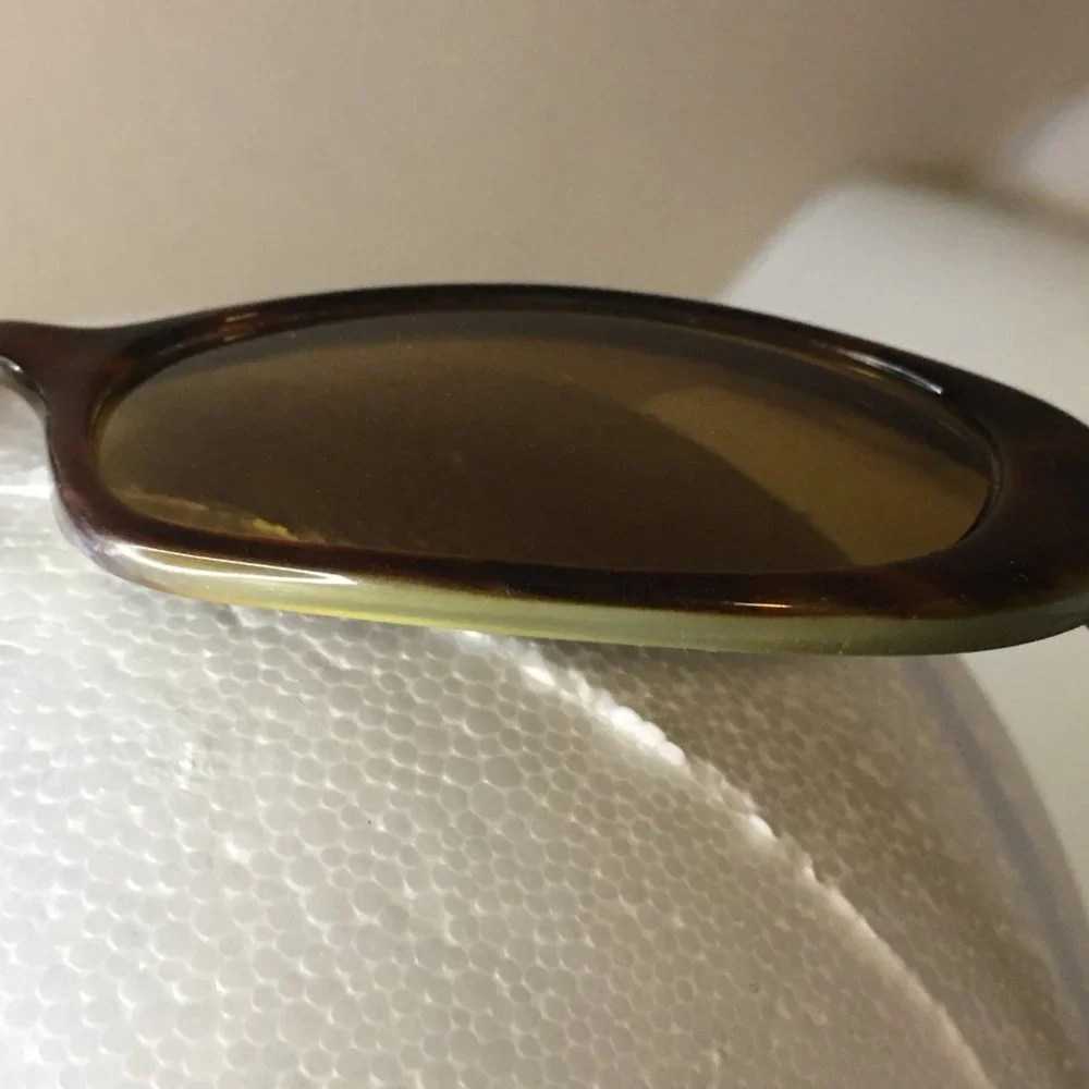 OLIVER PEOPLES 